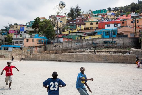 Le quartier de Jalousie au dessus de PétionVille en Haïti.